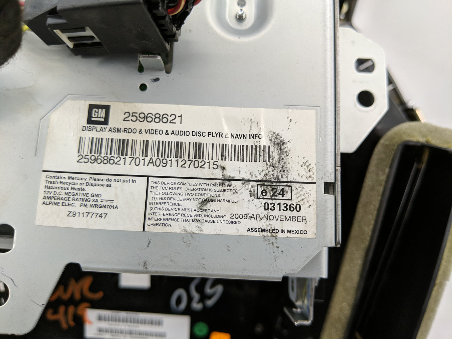 2010-2010 Cadillac Srx Radio Control Panel - Oemusedautoparts1.com