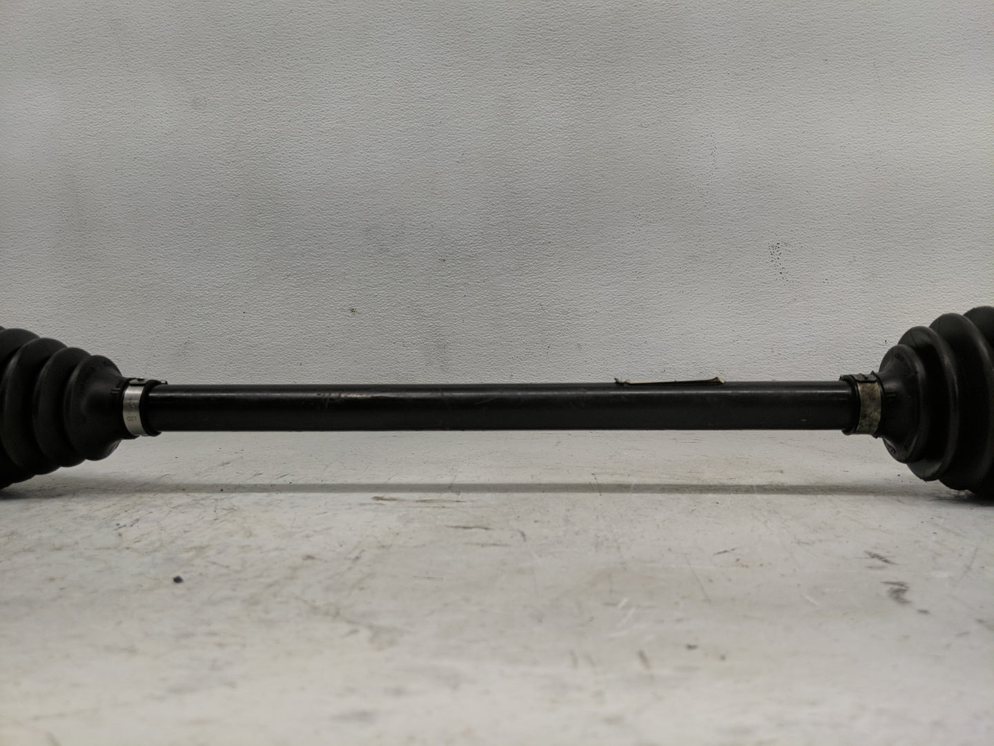 2010-2011 Cadillac Srx Axle Shaft Front Driver Cv C/v - Oemusedautoparts1.com