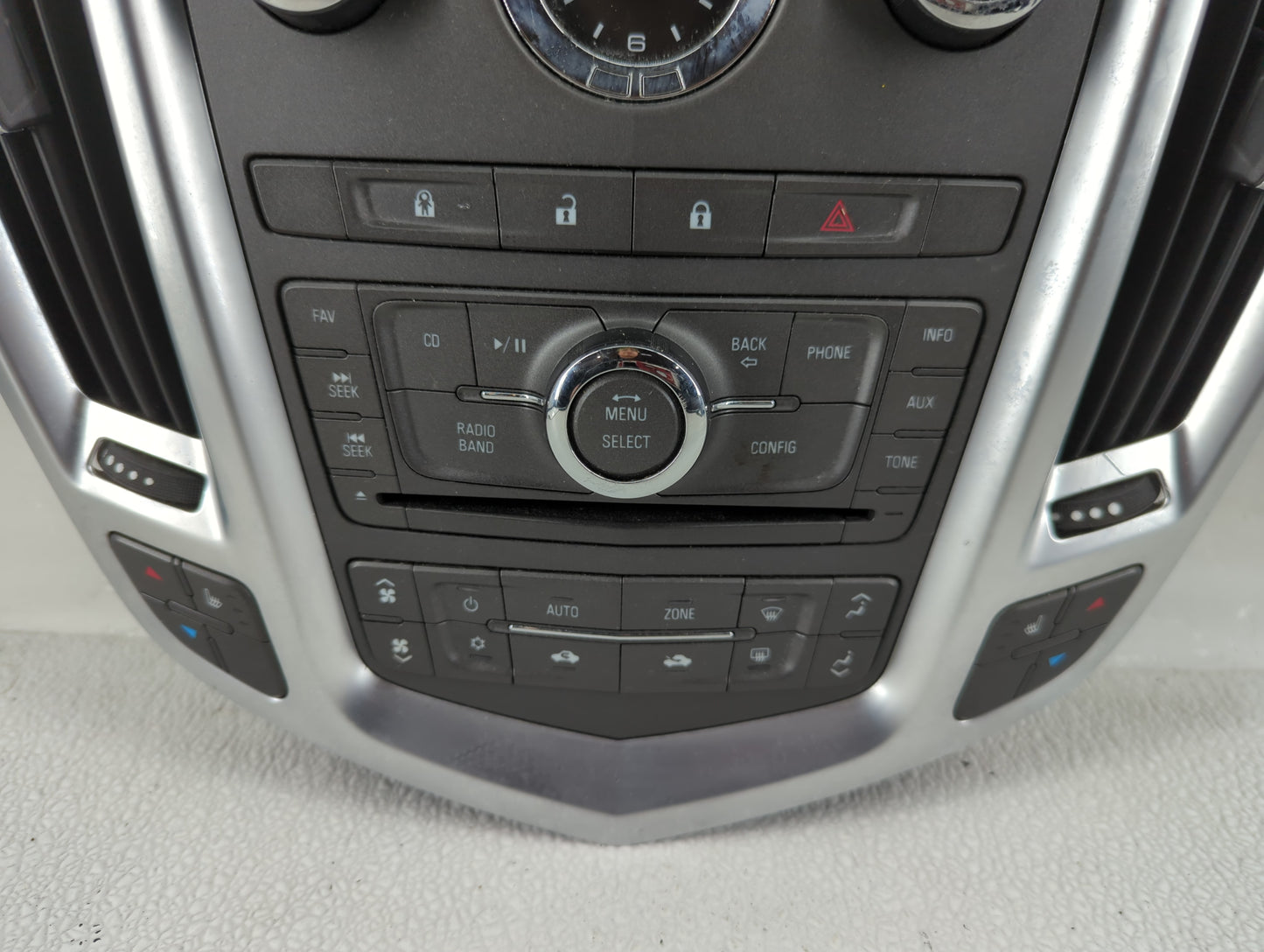 2010-2012 Cadillac Srx Radio AM FM Cd Player Receiver Replacement P/N:20882398H Fits Fits 2010 2011 2012 OEM Used Auto Parts