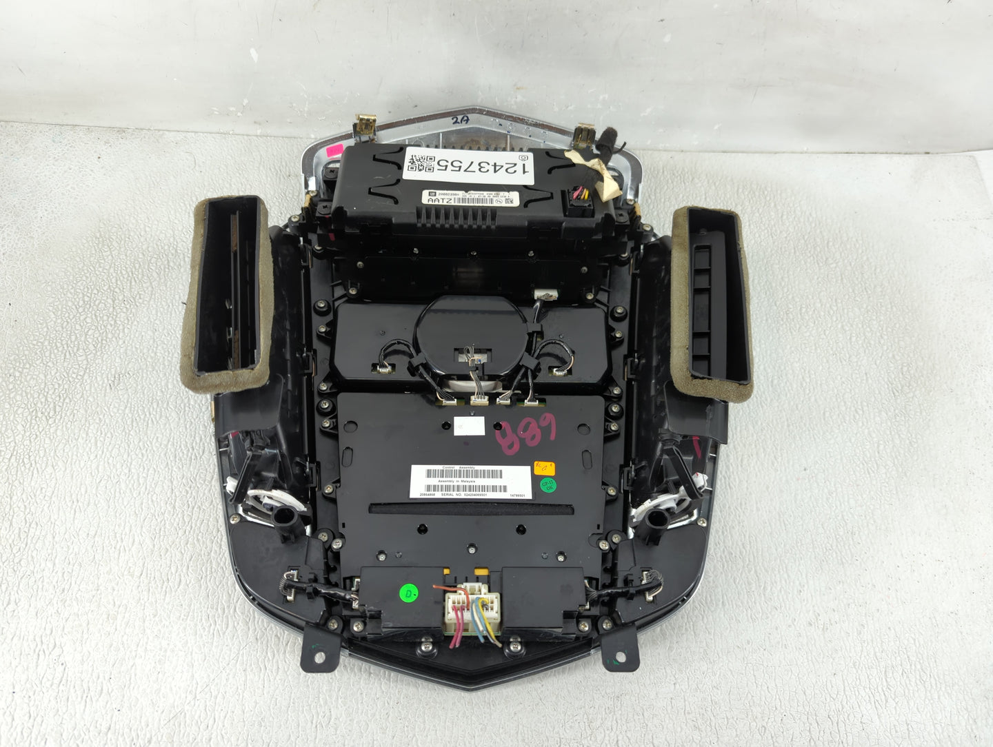 2010-2012 Cadillac Srx Radio AM FM Cd Player Receiver Replacement P/N:20882398H Fits Fits 2010 2011 2012 OEM Used Auto Parts