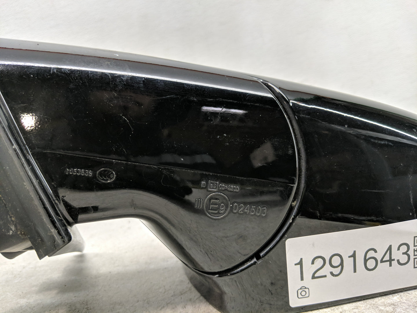 2010 Cadillac Srx Driver Side View Mirror - Left Door Mirror OEM Used - Oemusedautoparts1.com