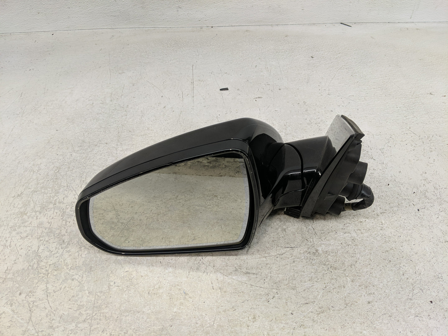 2010 Cadillac Srx Driver Side View Mirror - Left Door Mirror OEM Used - Oemusedautoparts1.com