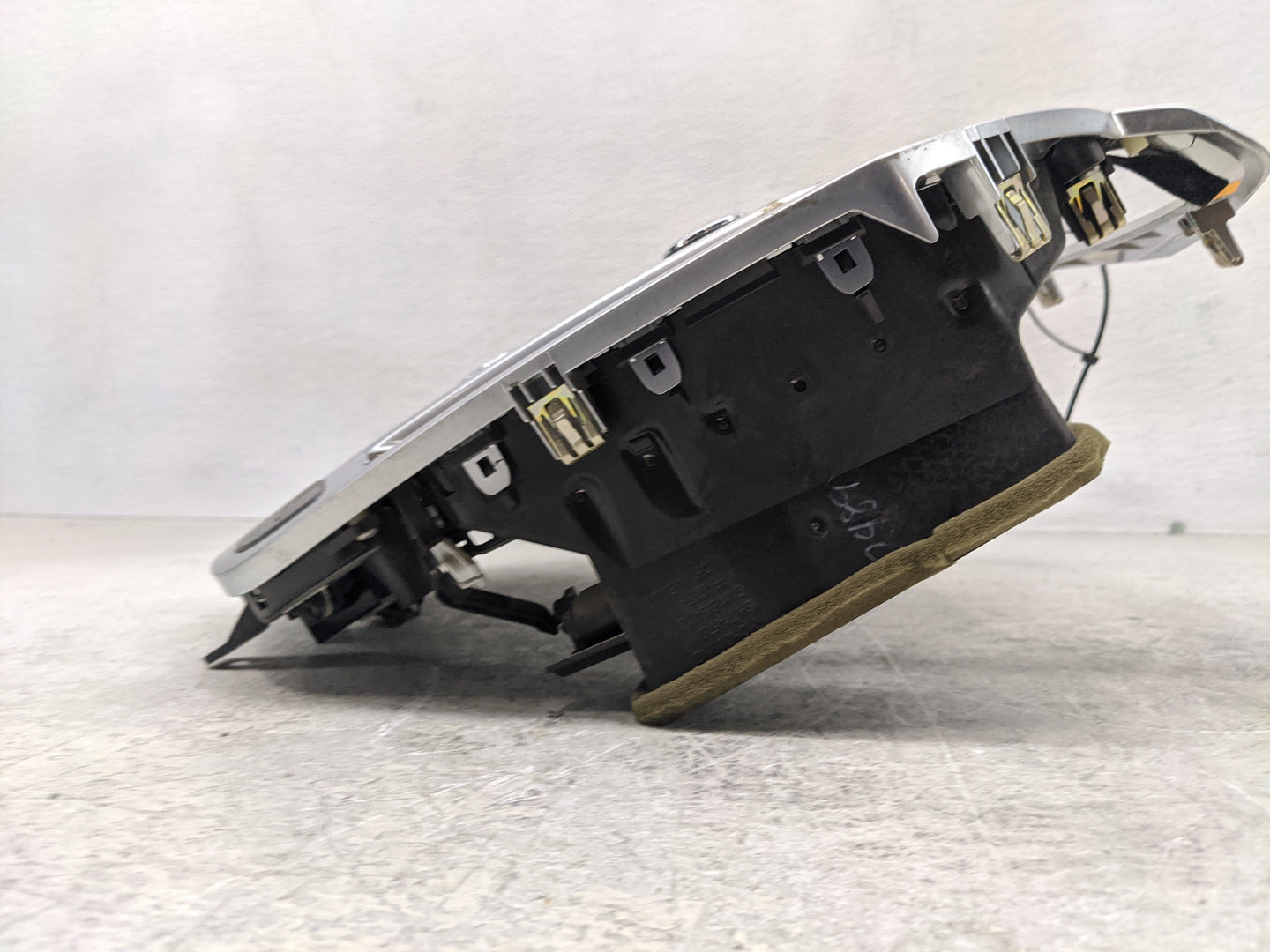 2010 Cadillac Srx Radio AM FM Cd Player Receiver Replacement P/N:14799513 20848220 Fits OEM Used Auto Parts - Oemusedautopar