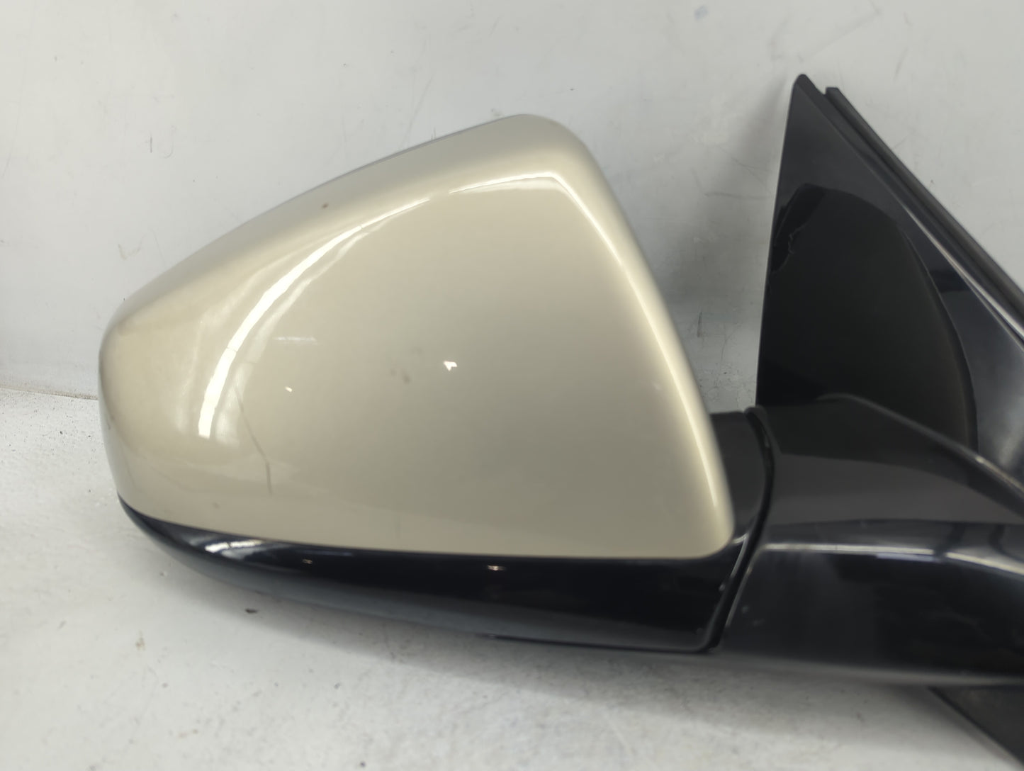 2010-2014 Cadillac Srx Passenger Side View Mirror - Right Door Mirror OEM Used - Oemusedautoparts1.com