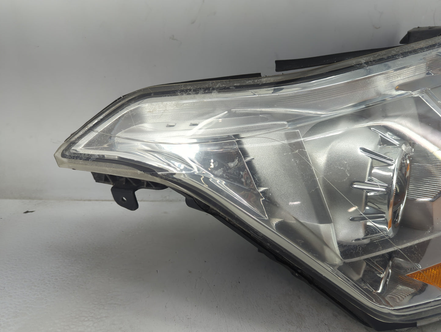 2010-2013 Cadillac Srx Driver Left Oem Head Light Headlight Lamp - Oemusedautoparts1.com