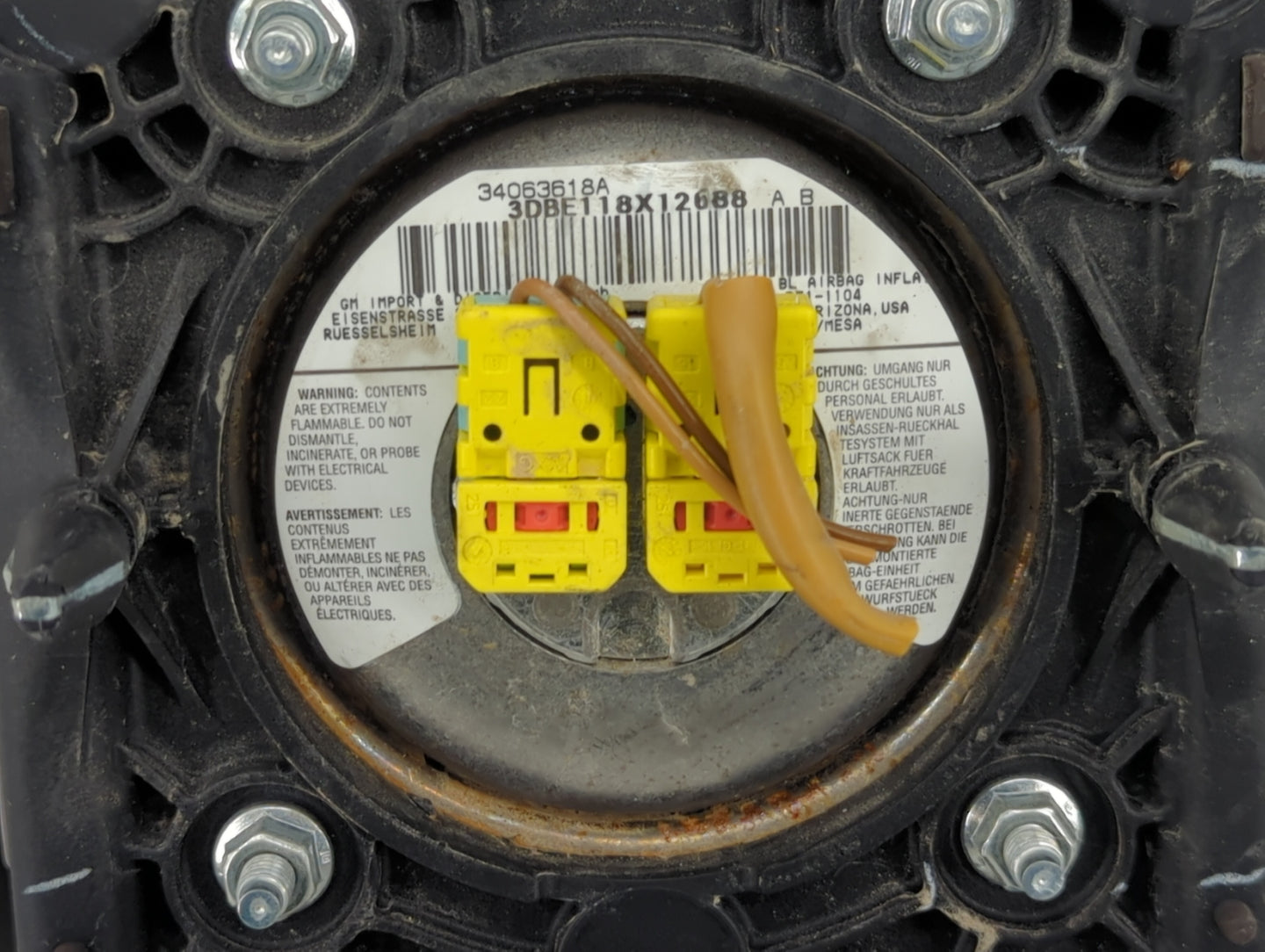 2010 Cadillac Srx Air Bag Driver Left Steering Wheel Mounted Fits OEM Used Auto Parts - Oemusedautoparts1.com
