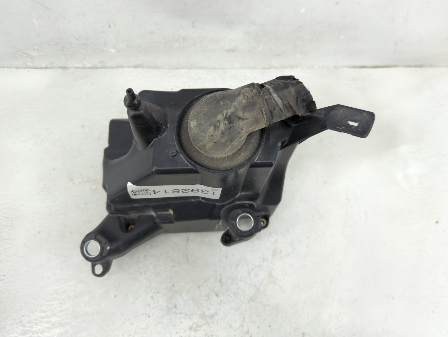 2010 Cadillac Srx Fusebox Fuse Box Panel Relay Module P/N:A2055402328 Fits OEM Used Auto Parts - Oemusedautoparts1.com