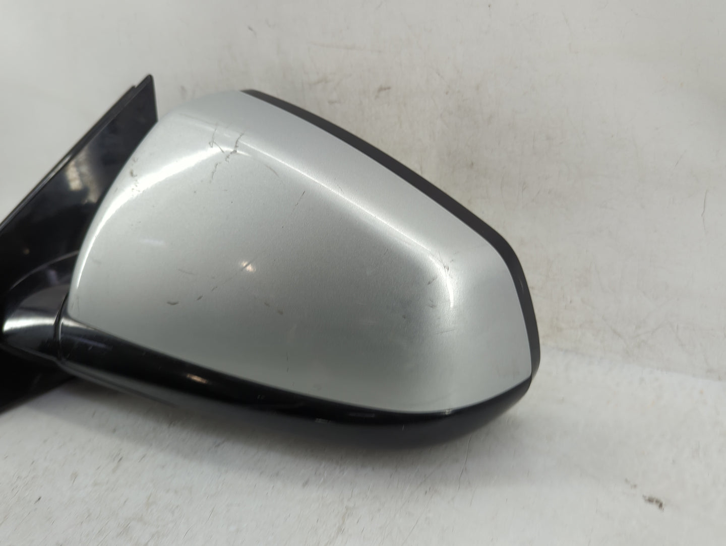 2010-2014 Cadillac Srx Driver Side View Mirror - Left Door Mirror OEM Used - Oemusedautoparts1.com