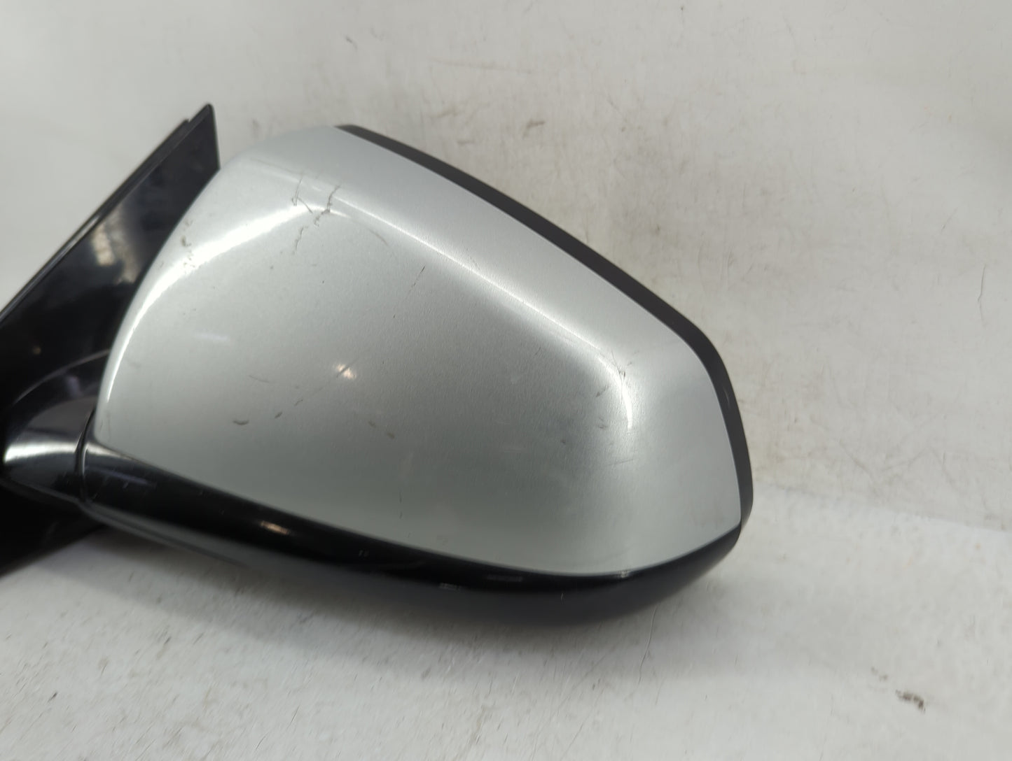 2010-2014 Cadillac Srx Driver Side View Mirror - Left Door Mirror OEM Used - Oemusedautoparts1.com