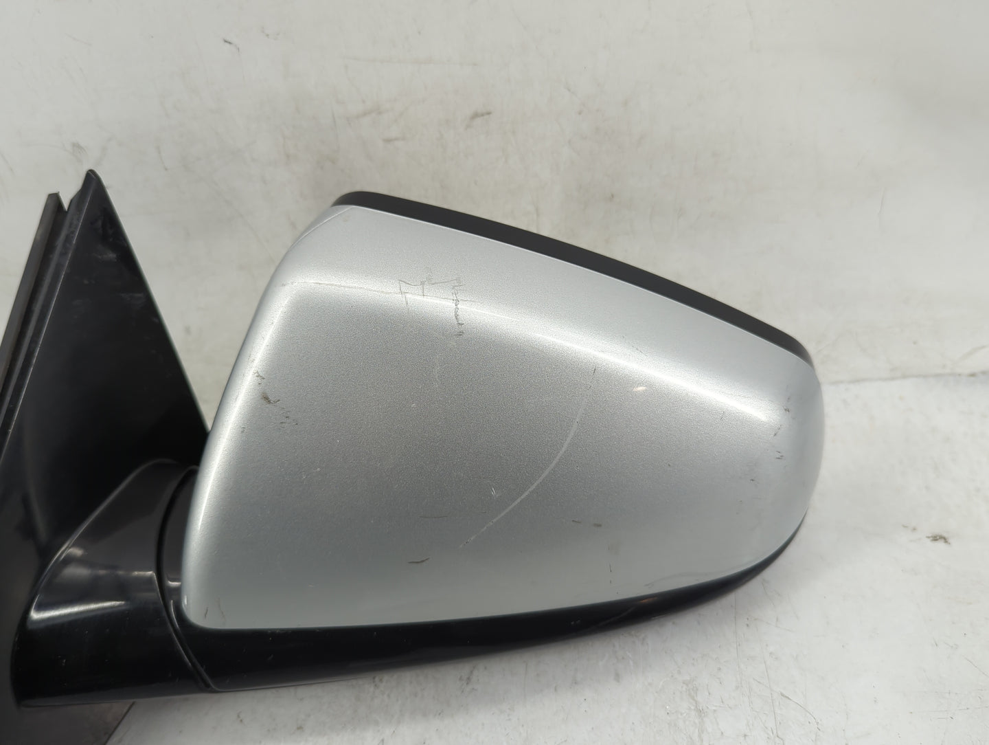2010-2014 Cadillac Srx Driver Side View Mirror - Left Door Mirror OEM Used - Oemusedautoparts1.com