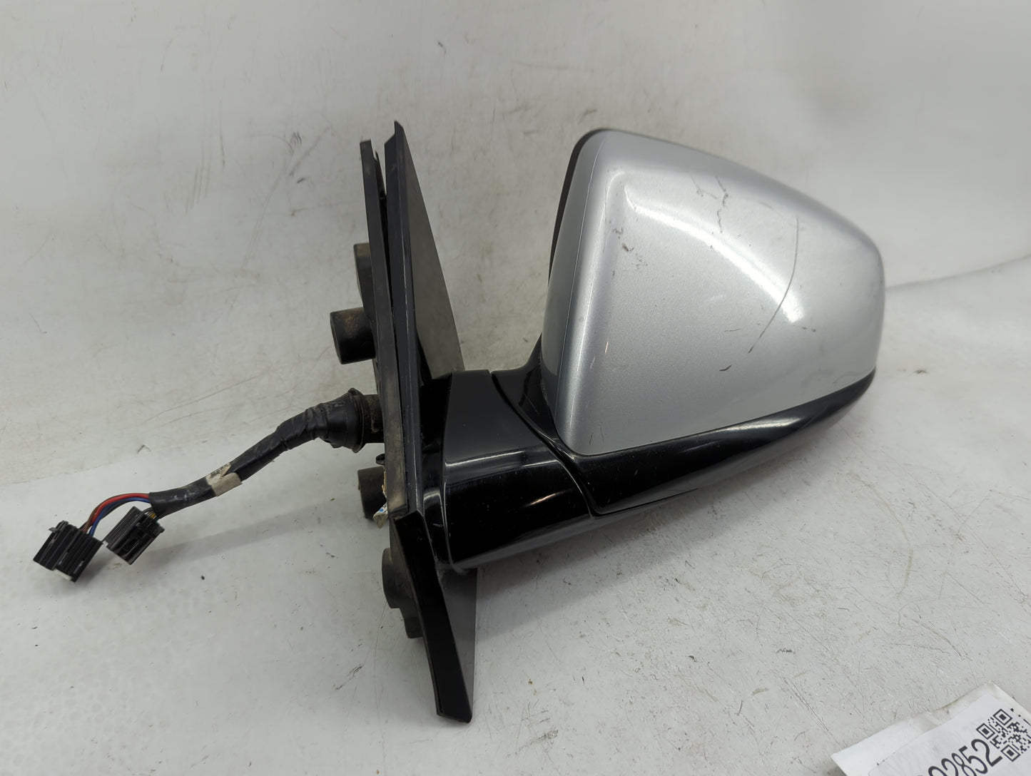 2010-2014 Cadillac Srx Driver Side View Mirror - Left Door Mirror OEM Used - Oemusedautoparts1.com
