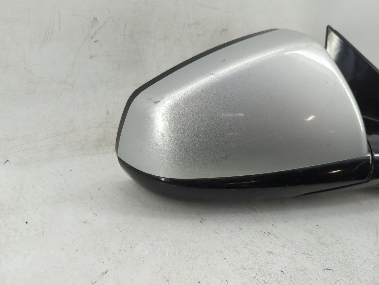 2010-2014 Cadillac Srx Passenger Side View Mirror - Right Door Mirror OEM Used - Oemusedautoparts1.com