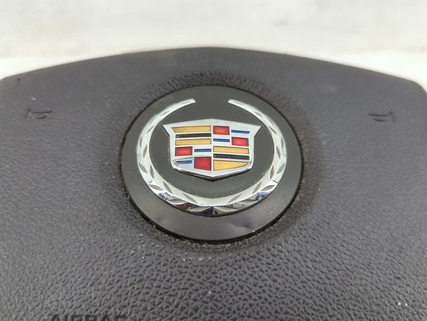 2010 Cadillac Srx Air Bag Driver Left Steering Wheel Mounted Fits OEM Used Auto Parts - Oemusedautoparts1.com