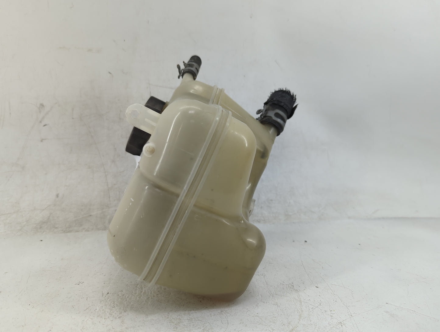 2010-2016 Cadillac Srx Radiator Coolant Overflow Expansion Tank Bottle - Oemusedautoparts1.com