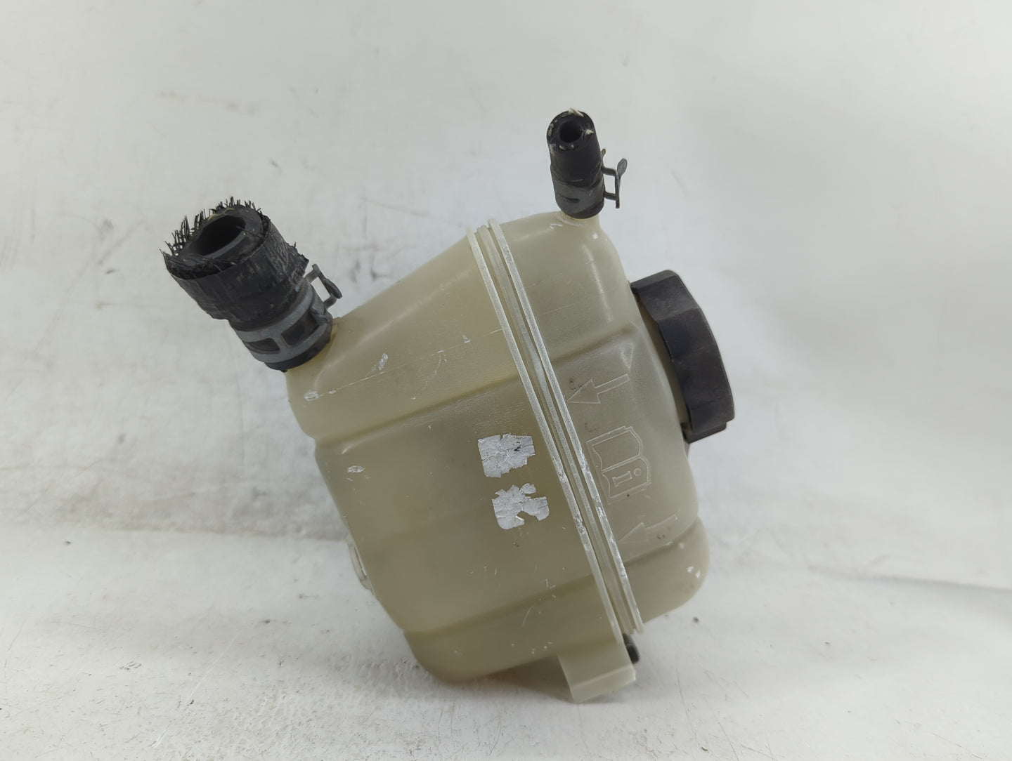 2010-2016 Cadillac Srx Radiator Coolant Overflow Expansion Tank Bottle - Oemusedautoparts1.com
