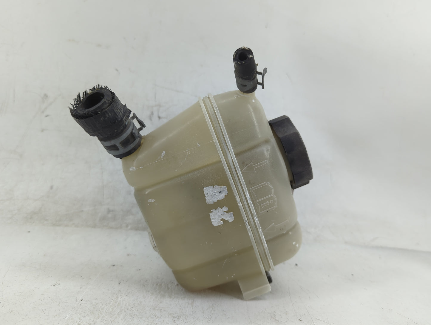 2010-2016 Cadillac Srx Radiator Coolant Overflow Expansion Tank Bottle - Oemusedautoparts1.com