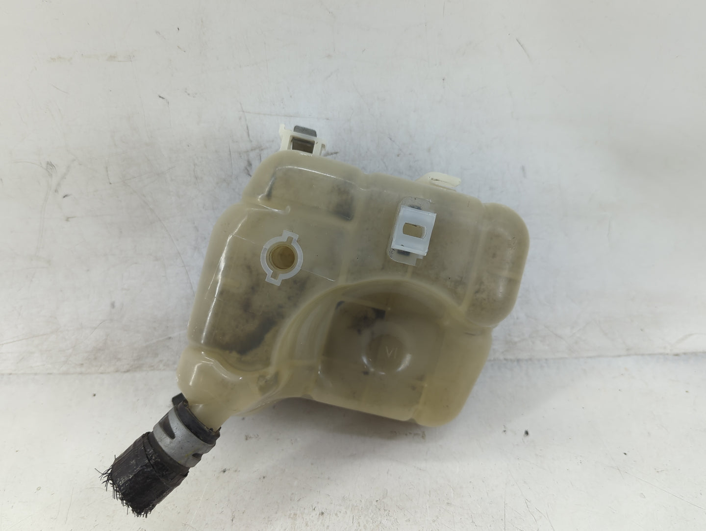 2010-2016 Cadillac Srx Radiator Coolant Overflow Expansion Tank Bottle - Oemusedautoparts1.com