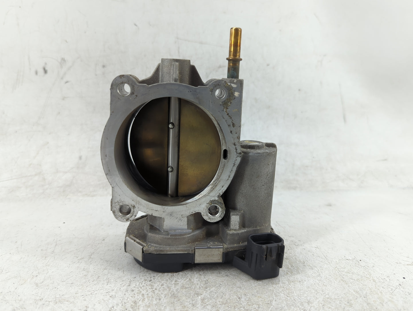 2010-2011 Cadillac Srx Throttle Body Fits Fits 2010 2011 OEM Used Auto Parts - Oemusedautoparts1.com