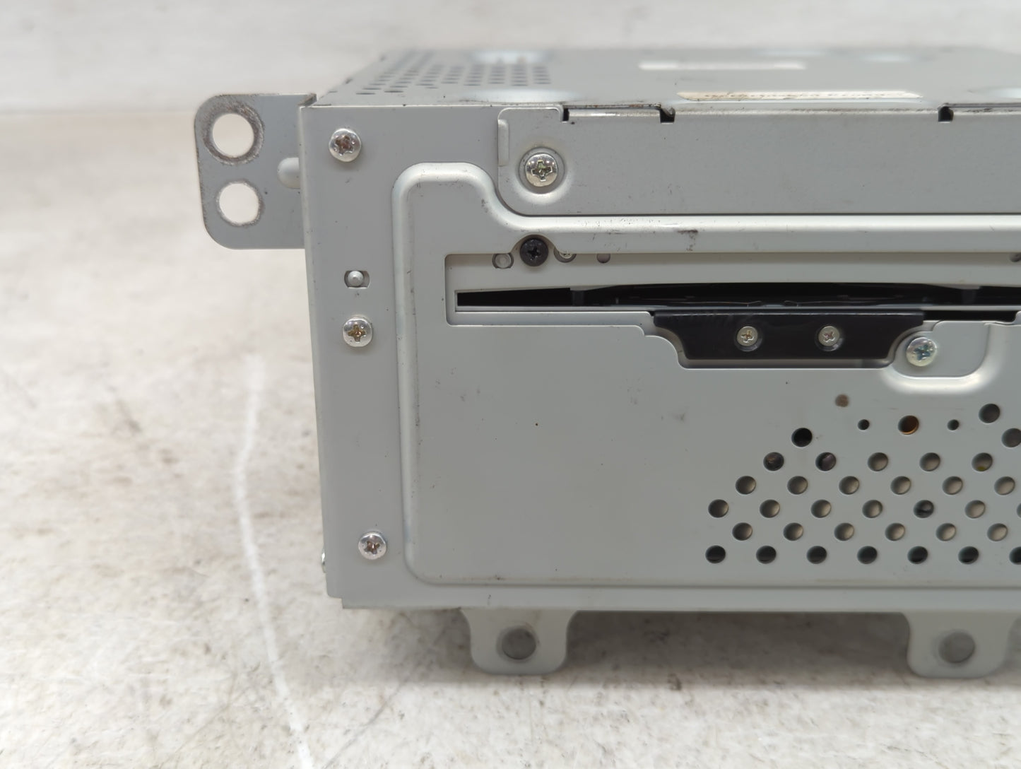 2010 Cadillac Srx Radio AM FM Cd Player Receiver Replacement P/N:22744758 20888798 Fits Fits 2011 OEM Used Auto Parts - Oemu