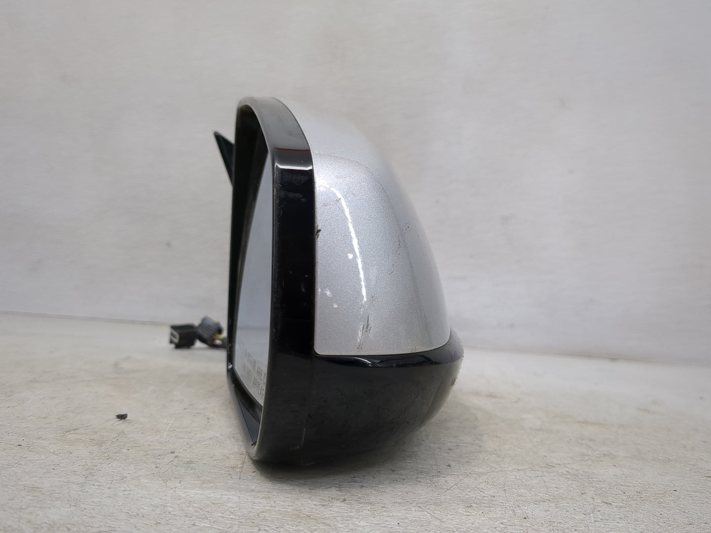 2010 Cadillac Srx Passenger Side View Mirror - Right Door Mirror OEM Used - Oemusedautoparts1.com
