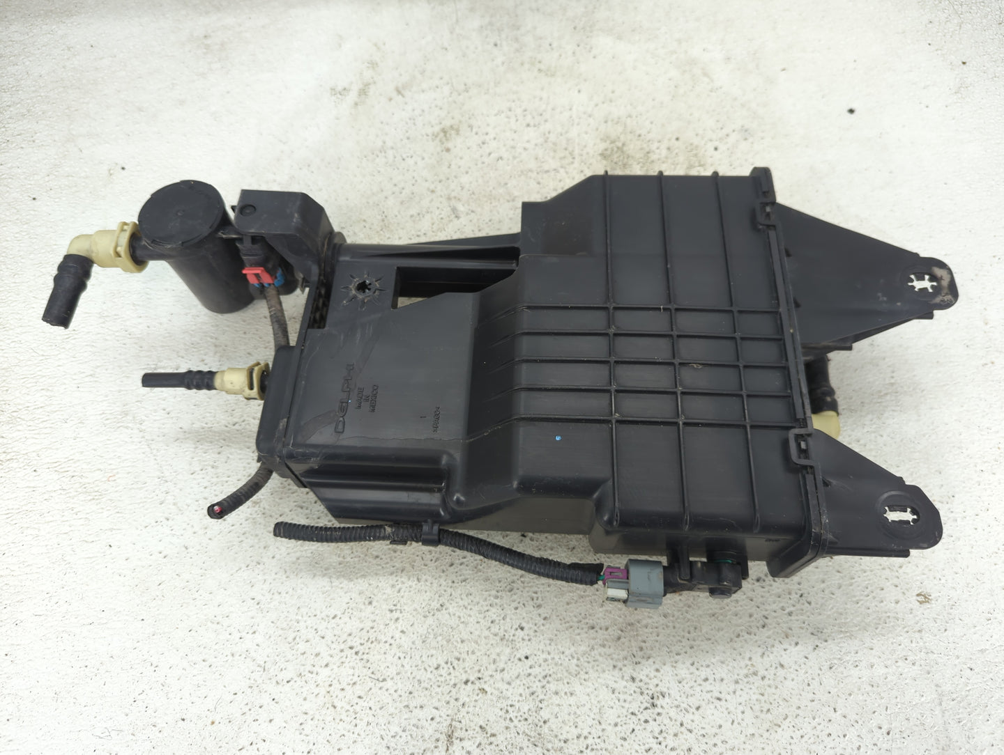 2010 Cadillac Srx Fuel Vapor Charcoal Canister - Oemusedautoparts1.com