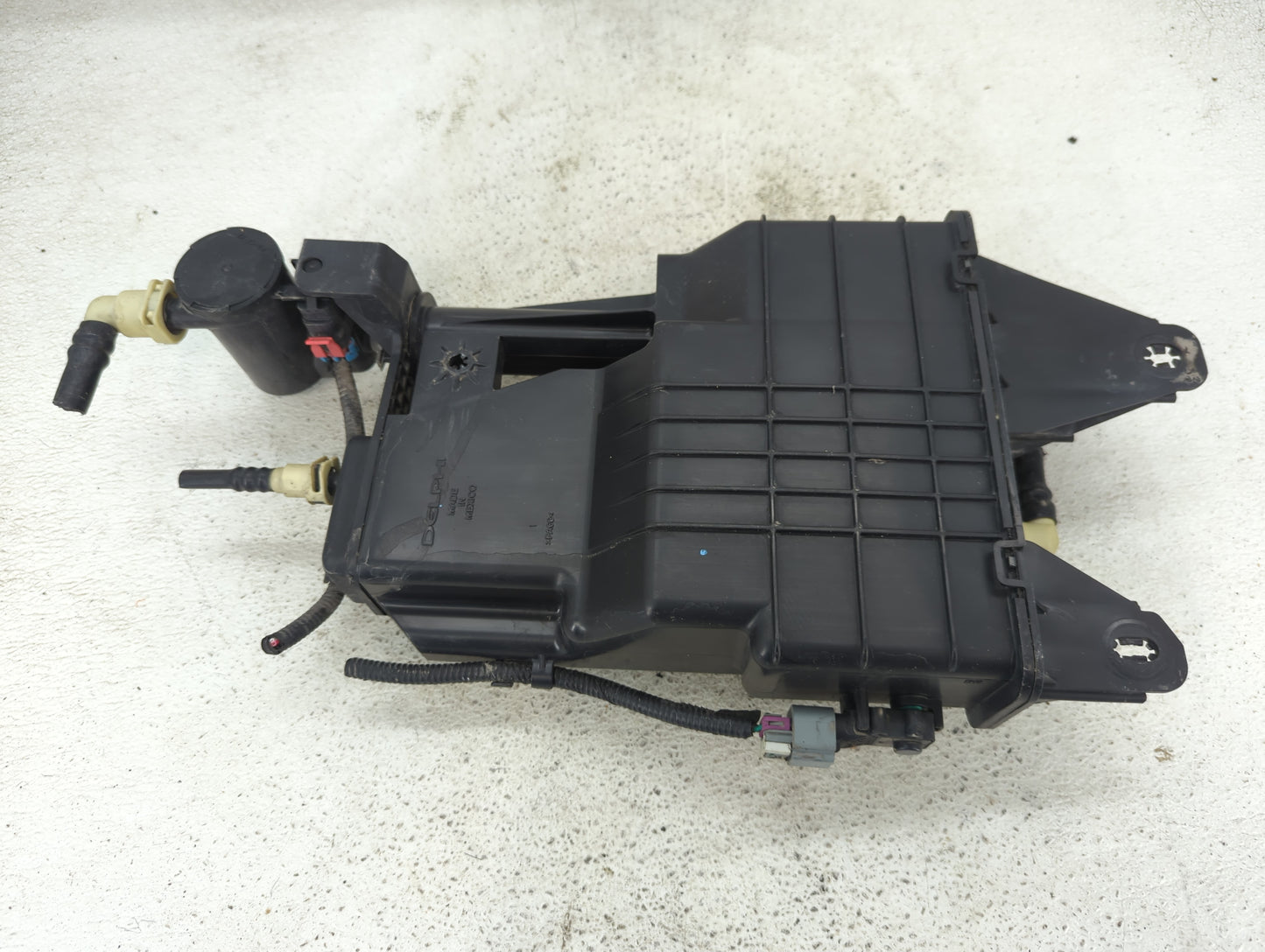 2010 Cadillac Srx Fuel Vapor Charcoal Canister - Oemusedautoparts1.com