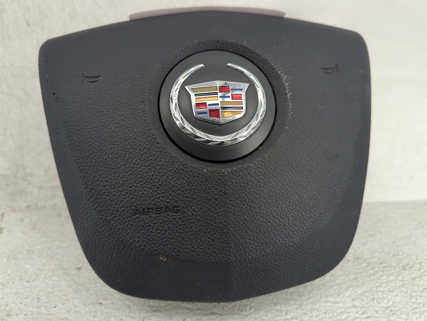 2010 Cadillac Srx Air Bag Driver Left Steering Wheel Mounted P/N:34063618A 3DBE046X30541 Fits OEM Used Auto Parts - Oemuseda