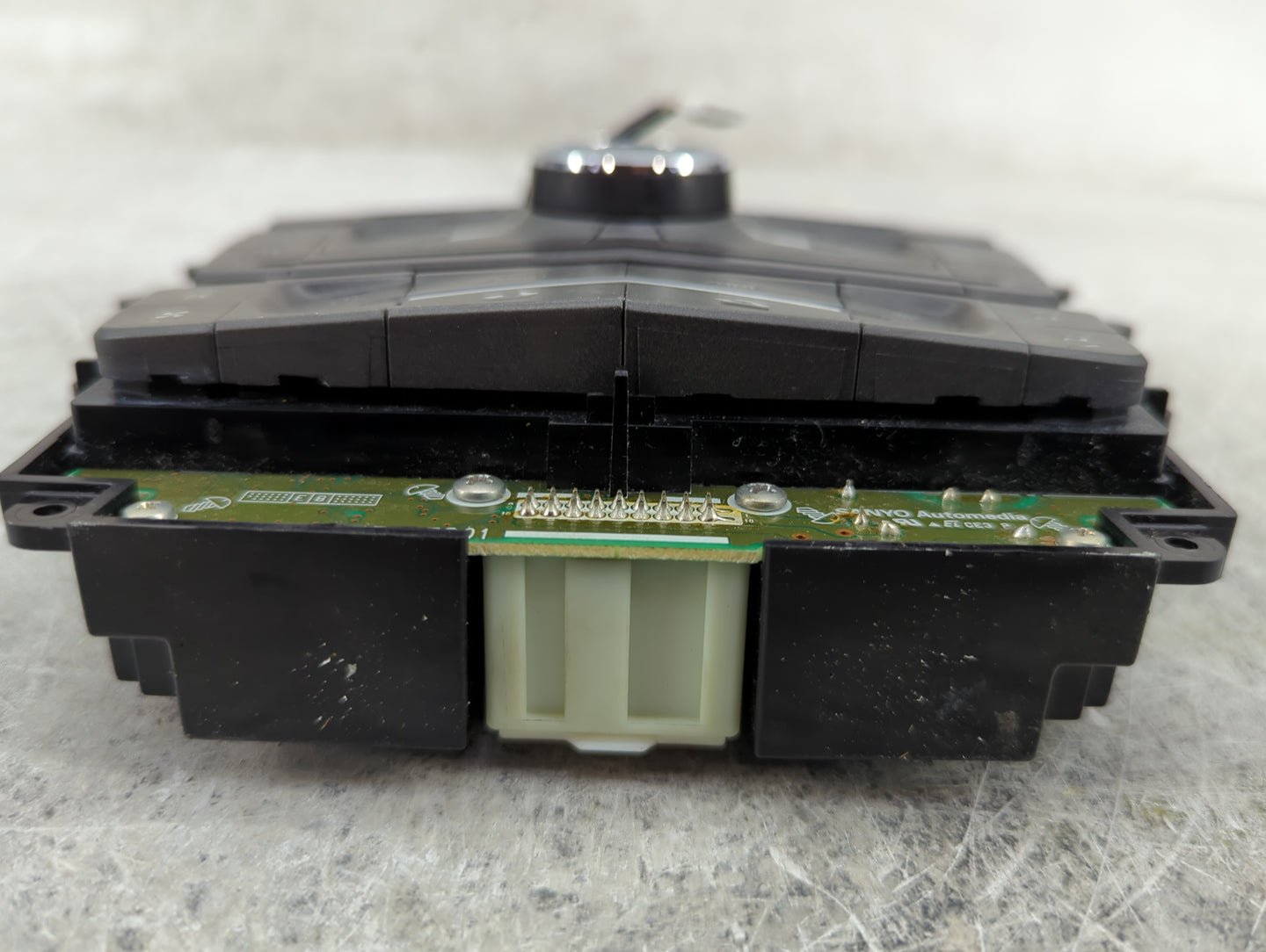 2010-2012 Cadillac Srx Radio AM FM Cd Player Receiver Replacement P/N:20864868 14799501, 1ED4B17A05201 Fits Fits 2010 2011 2