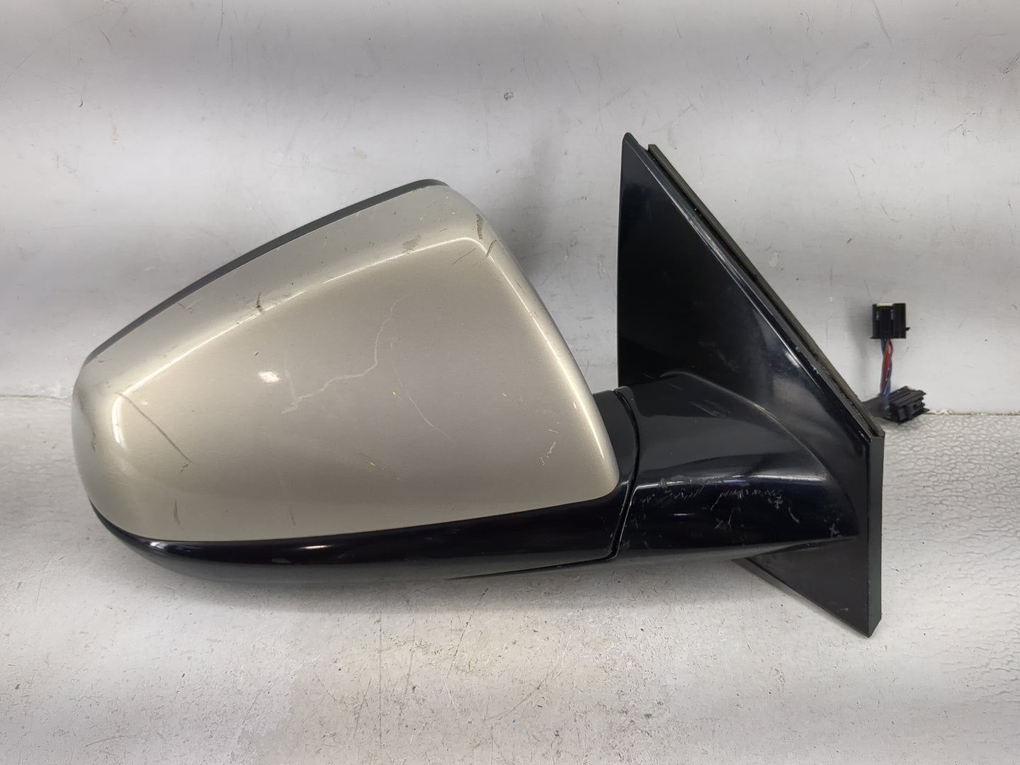 2010 Cadillac Srx Passenger Side View Mirror - Right Door Mirror OEM Used - Oemusedautoparts1.com