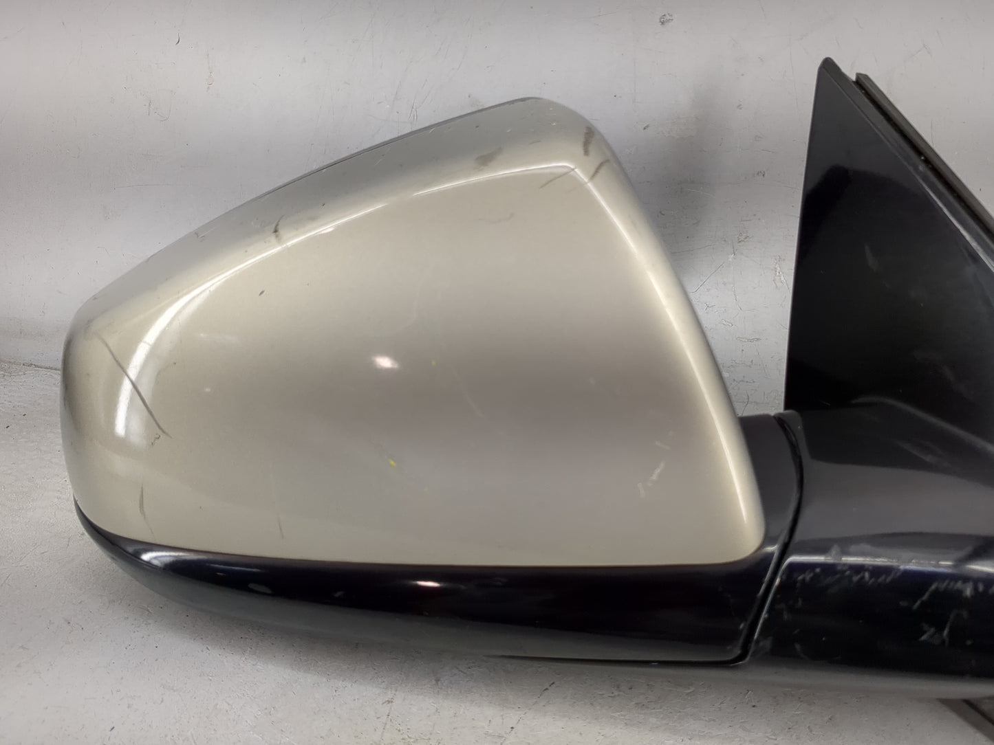 2010 Cadillac Srx Passenger Side View Mirror - Right Door Mirror OEM Used - Oemusedautoparts1.com