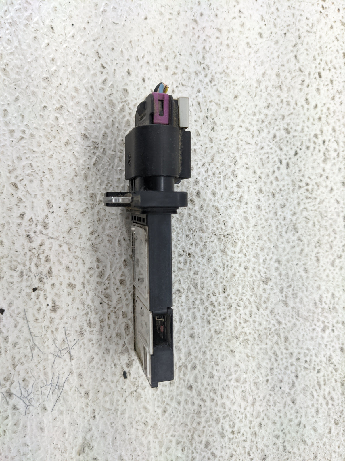 2007-2011 Cadillac Srx Mass Air Flow Meter Maf Sensor 1487537 - Oemusedautoparts1.com
