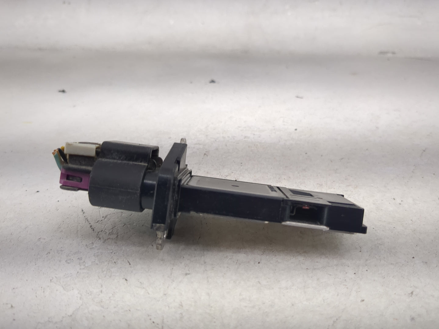 2007-2011 Cadillac Srx Mass Air Flow Meter Maf 1488686 - Oemusedautoparts1.com