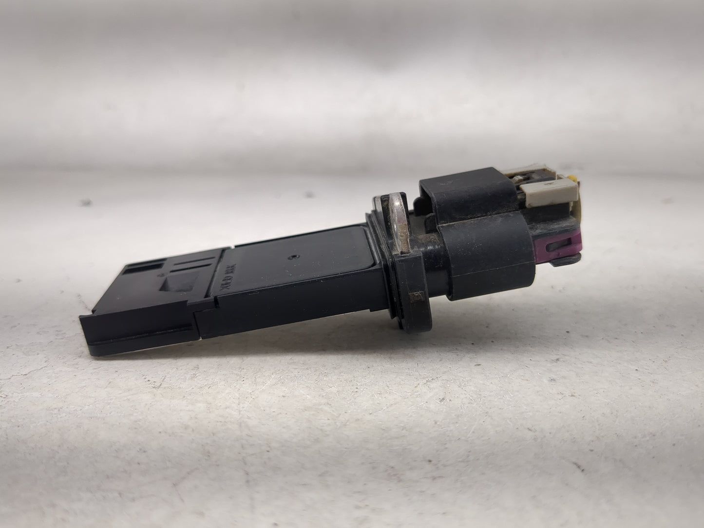 2007-2011 Cadillac Srx Mass Air Flow Meter Maf 1488686 - Oemusedautoparts1.com