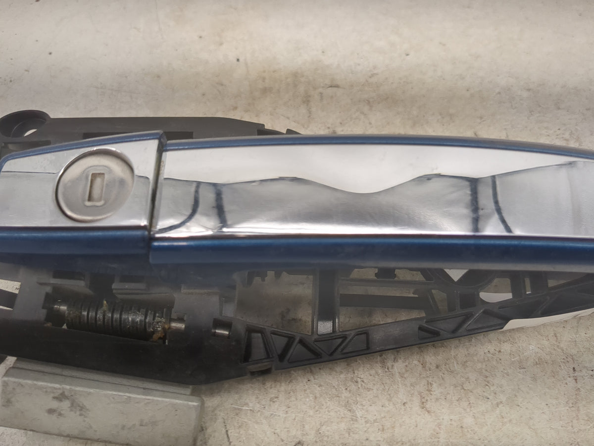 2010 Cadillac Srx Passenger Front Right Door Handle Exterior Assembly 1516832 - Oemusedautoparts1.com