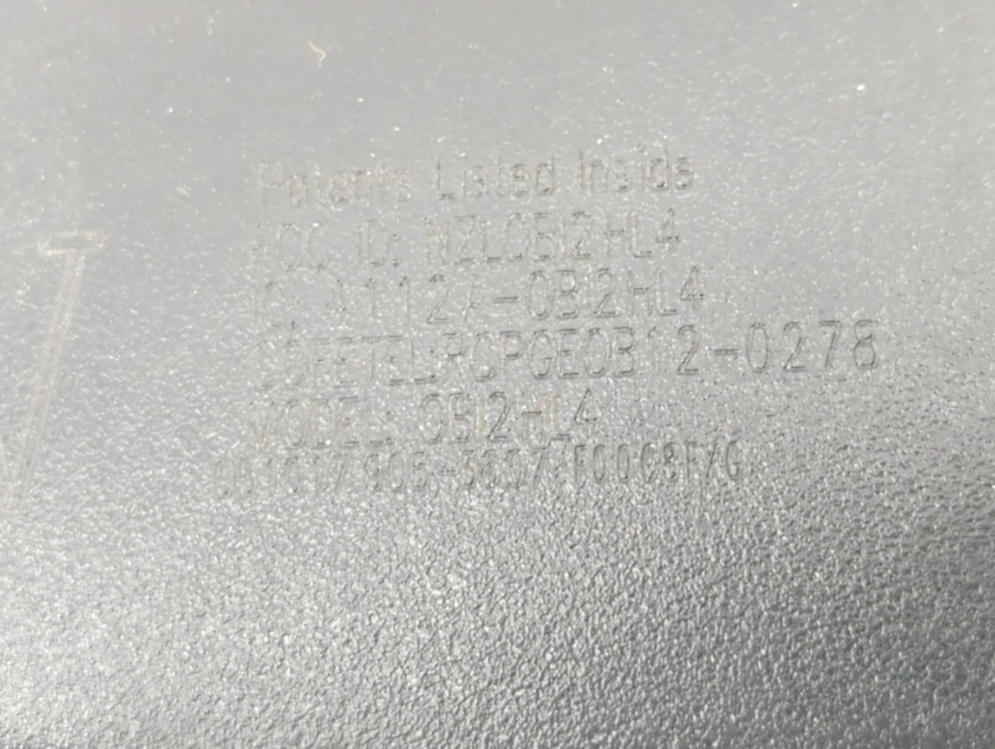 2010-2016 Cadillac Srx Interior Rear View Mirror Replacement OEM P/N:13584891 13503048 Fits OEM Used Auto Parts - Oemusedaut