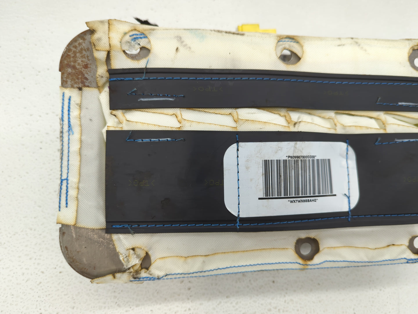 2010-2011 Cadillac Srx Air Bag Passenger Right Dashboard Oem - Oemusedautoparts1.com