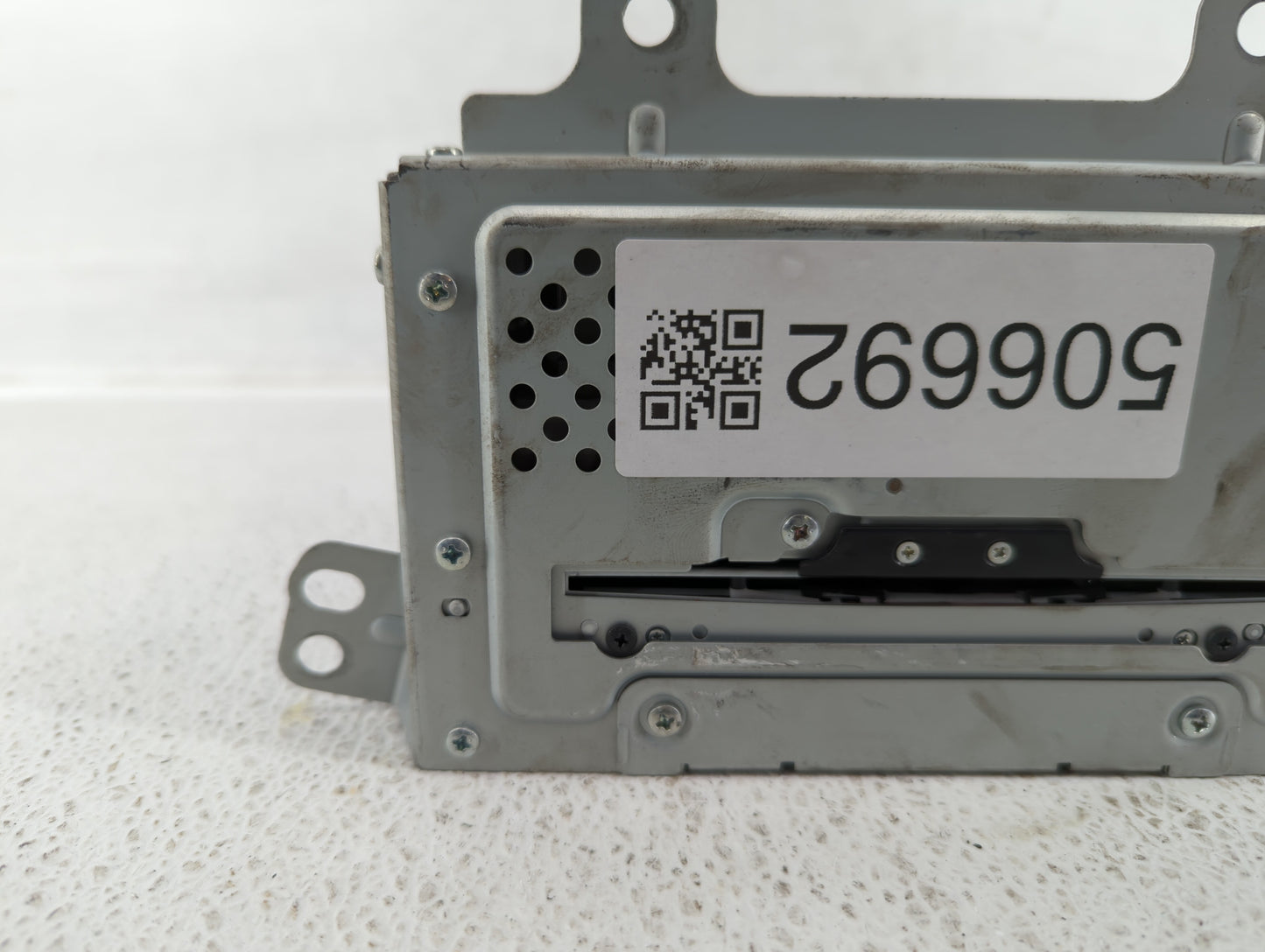 2010-2010 Cadillac Srx Am Fm Cd Player Radio Receiver - Oemusedautoparts1.com