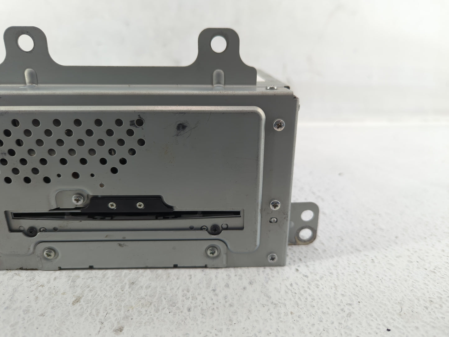 2010-2010 Cadillac Srx Am Fm Cd Player Radio Receiver - Oemusedautoparts1.com