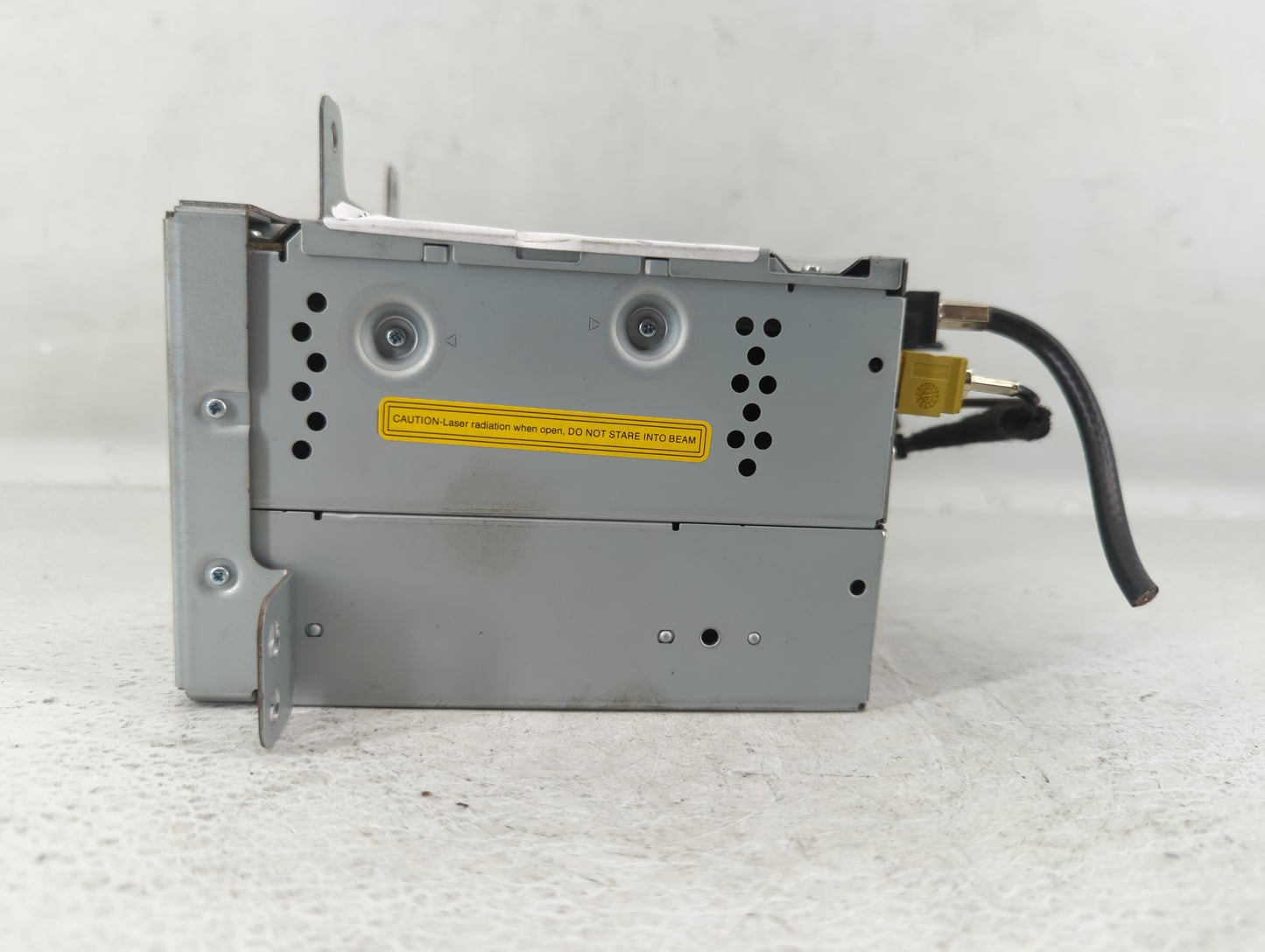 2010-2012 Cadillac Srx Am Fm Cd Player Radio Receiver - Oemusedautoparts1.com