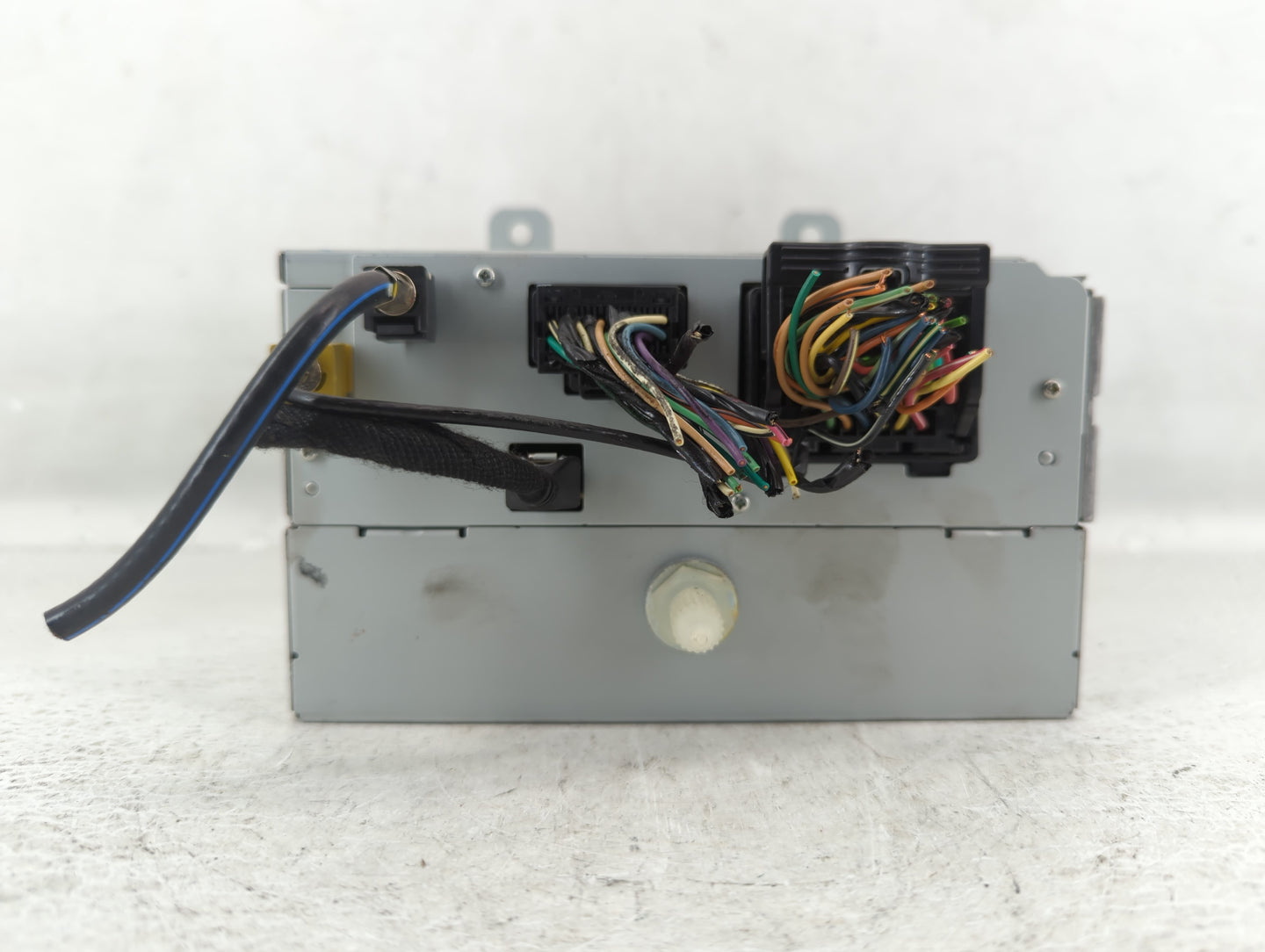 2010-2012 Cadillac Srx Am Fm Cd Player Radio Receiver - Oemusedautoparts1.com