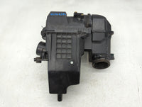 2010-2011 Cadillac Srx Air Cleaner Intake-duct Hose Tube - Oemusedautoparts1.com