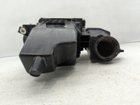 2010-2011 Cadillac Srx Air Cleaner Intake-duct Hose Tube - Oemusedautoparts1.com