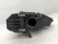 2010-2011 Cadillac Srx Air Cleaner Intake-duct Hose Tube - Oemusedautoparts1.com
