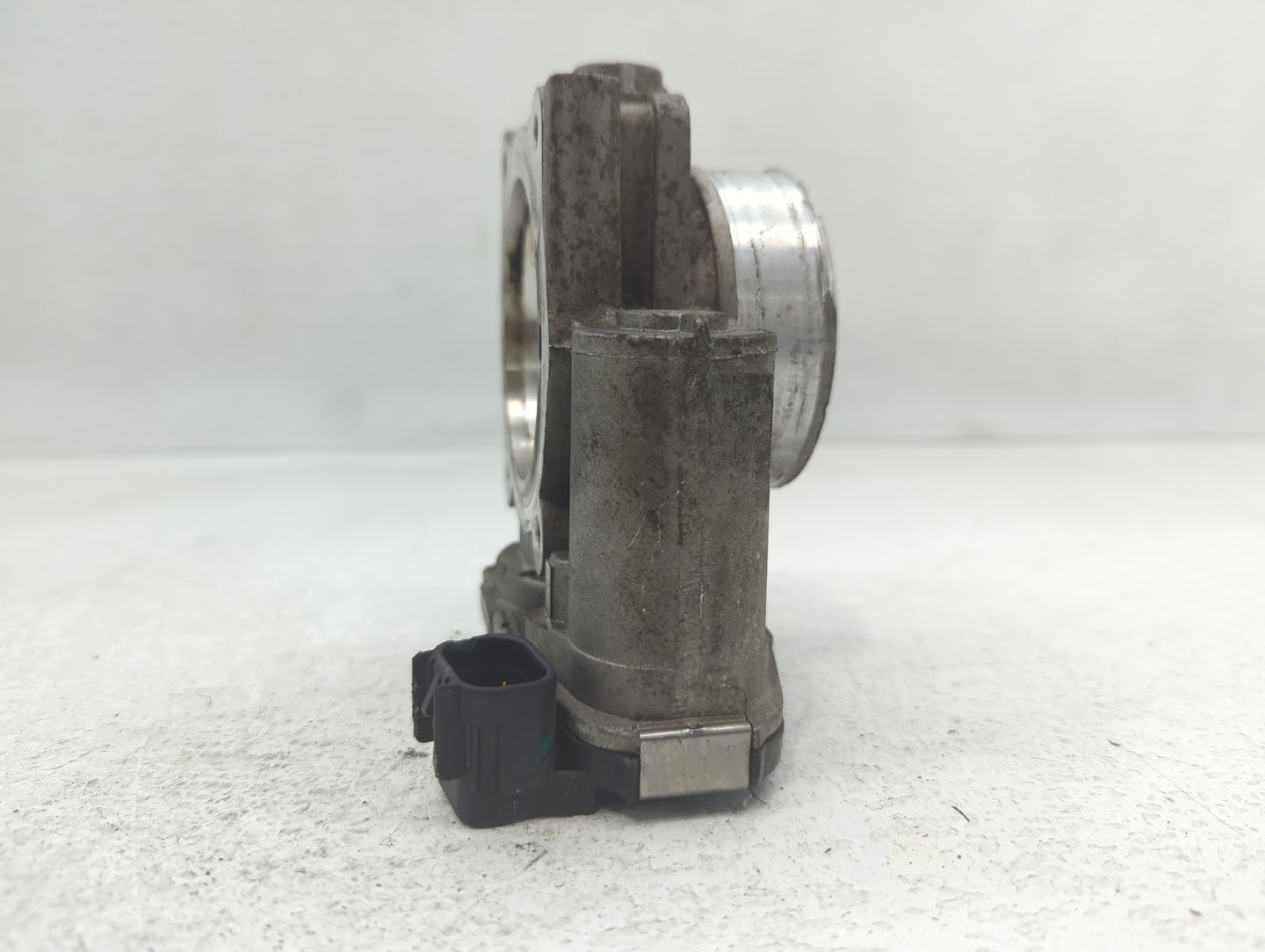 2007-2011 Cadillac Srx Throttle Body P/N:AA994AA3563C Fits Fits 2007 2008 2009 2010 2011 2012 OEM Used Auto Parts - Oemuseda