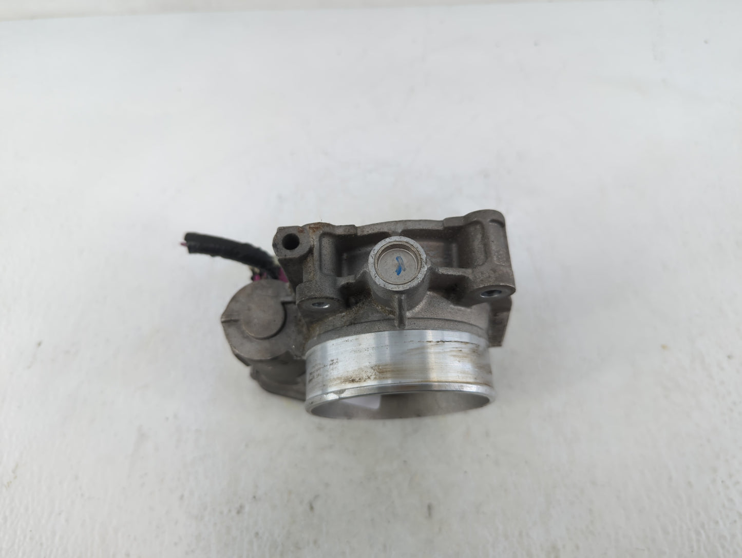 2007-2011 Cadillac Srx Throttle Body P/N:1469AA 994A Fits Fits 2007 2008 2009 2010 2011 2012 OEM Used Auto Parts - Oemusedau