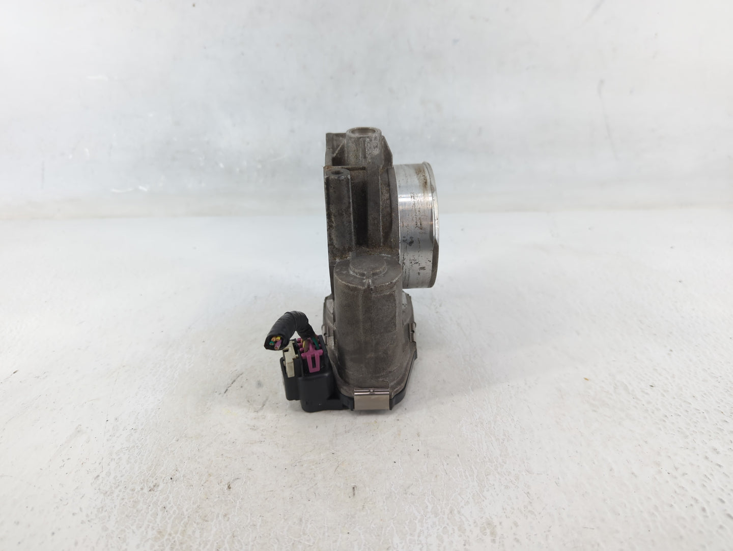 2007-2011 Cadillac Srx Throttle Body P/N:1469AA 994A Fits Fits 2007 2008 2009 2010 2011 2012 OEM Used Auto Parts - Oemusedau