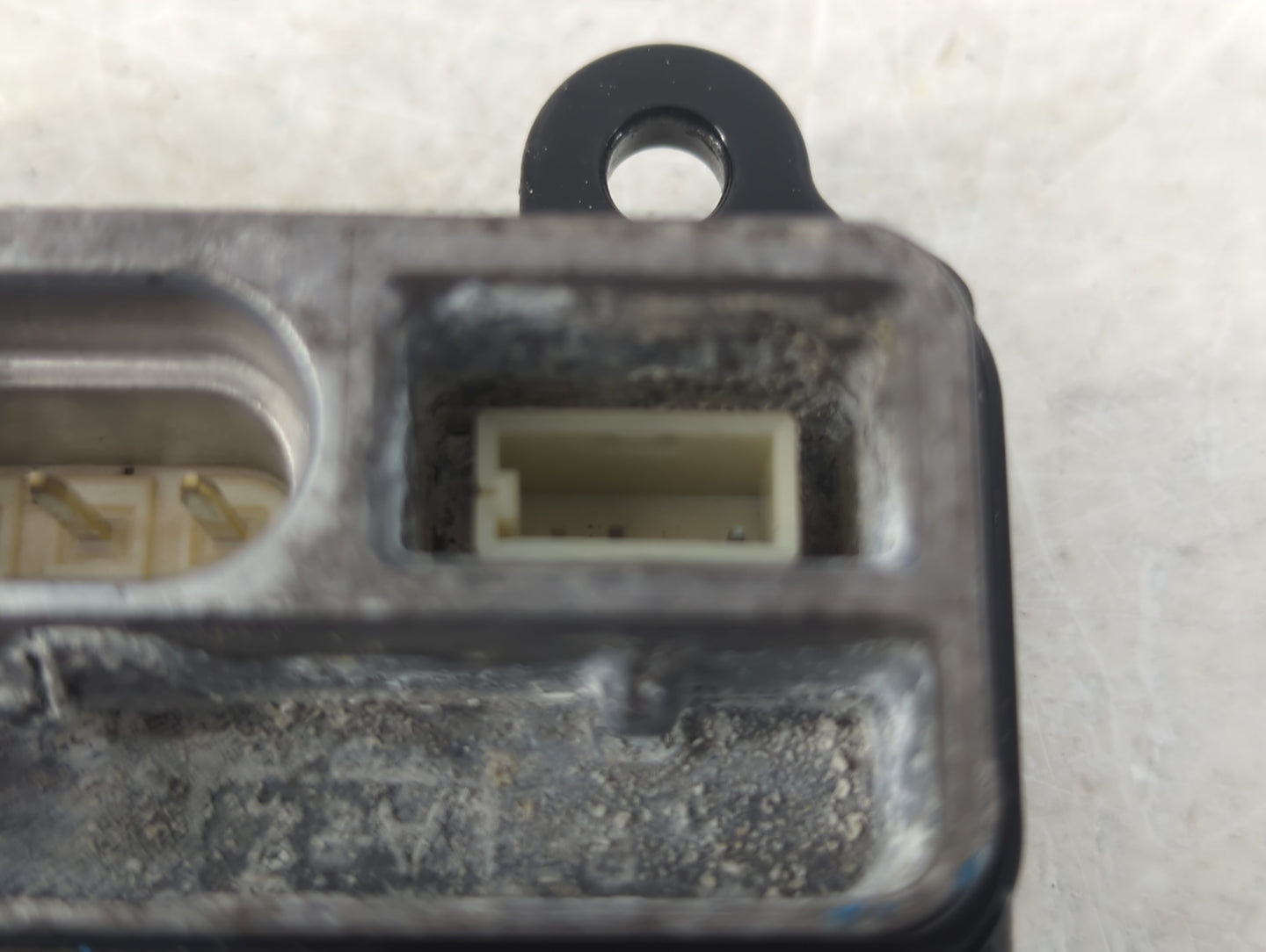 2010-2012 Cadillac Srx Headlight Ballast Head Light - Oemusedautoparts1.com