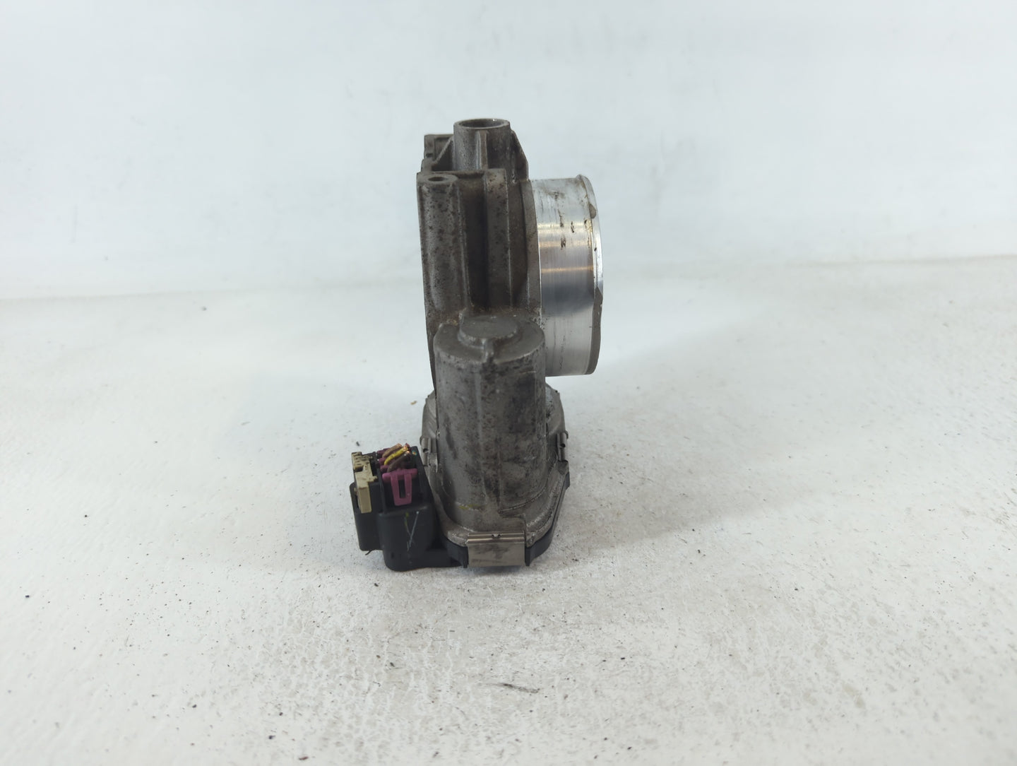 2007-2011 Cadillac Srx Throttle Body P/N:3089AA994AA5821C Fits Fits 2007 2008 2009 2010 2011 2012 OEM Used Auto Parts - Oemu