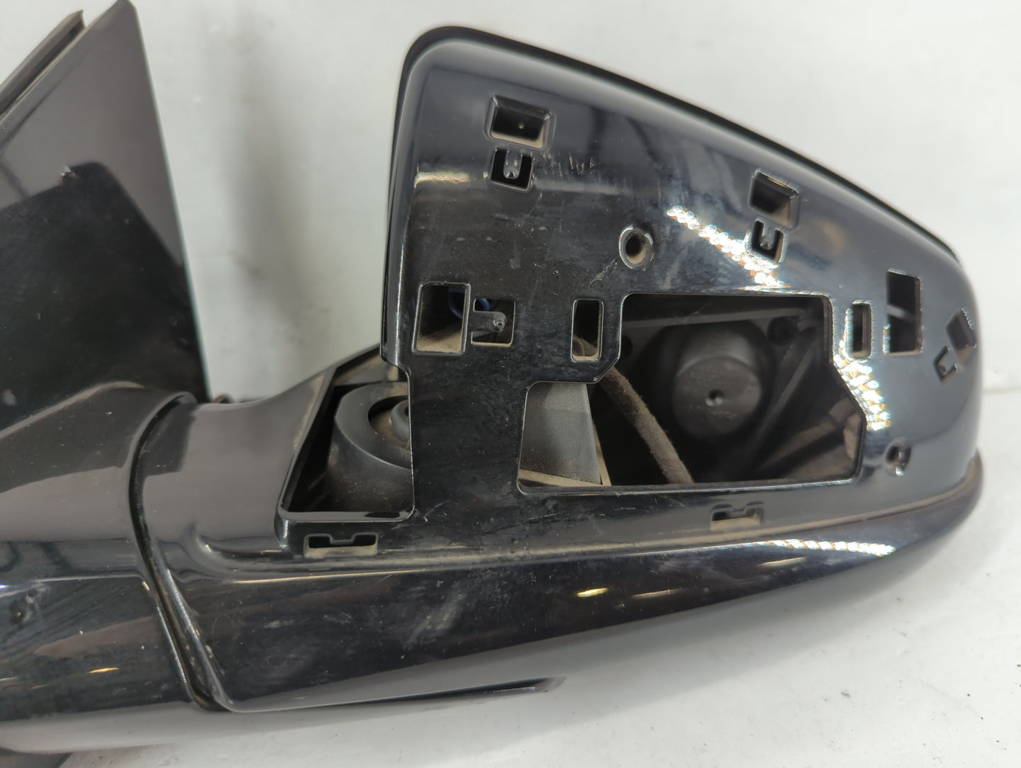 2010 Cadillac Srx Side Mirror Replacement Driver Left View Door Mirror P/N:20862679 Fits OEM Used Auto Parts - Oemusedautopa
