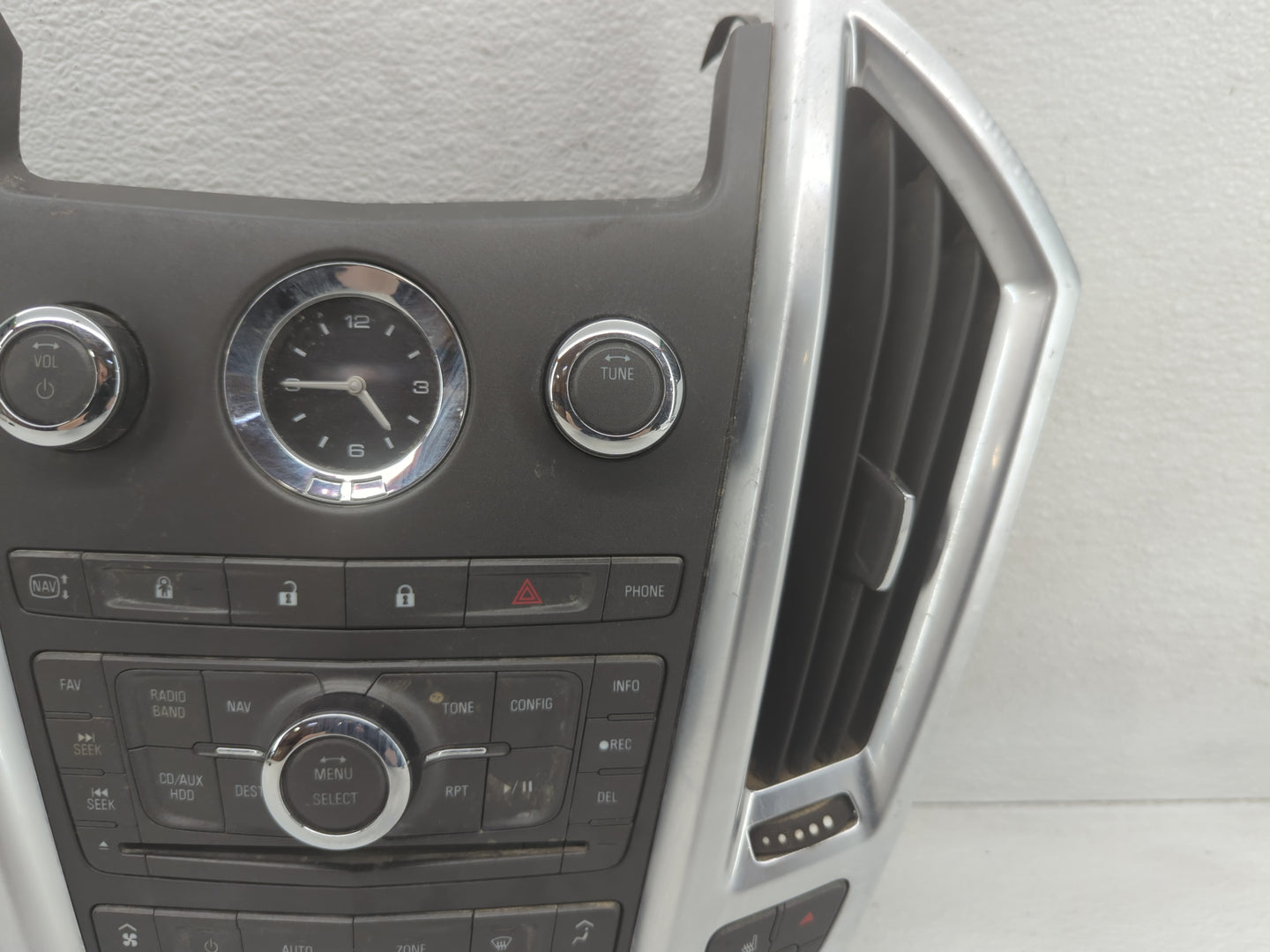 2010-2010 Cadillac Srx Radio Control Panel 706398 - Oemusedautoparts1.com